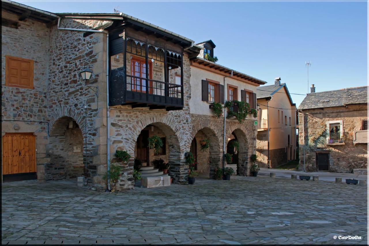 Affittacamere Casa De Abril 1 San Cristobal de Valdueza Esterno foto